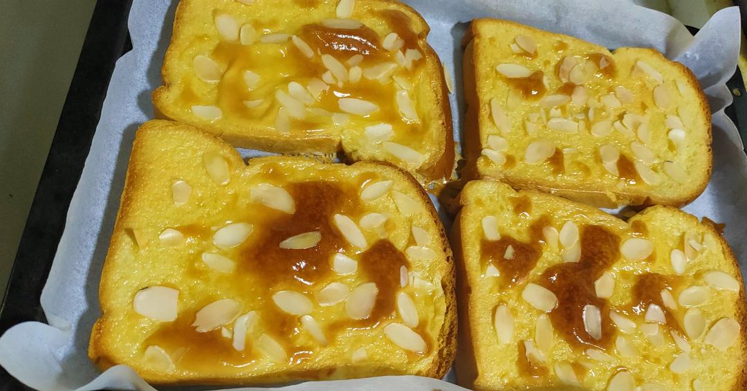 零失败快手岩烧乳酪(熔岩吐司)十分钟网红早餐，好吃哭