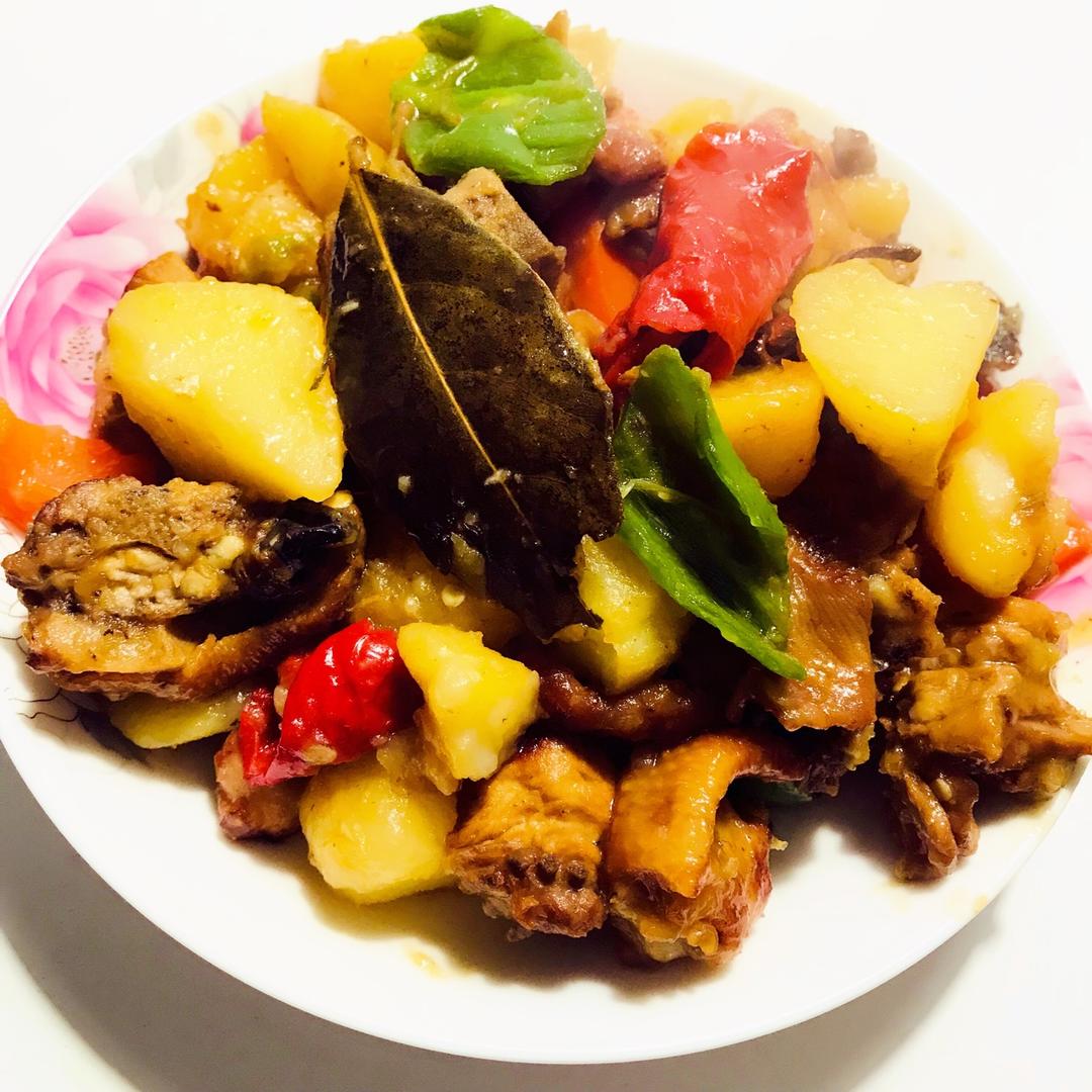 美味新疆大盘鸡