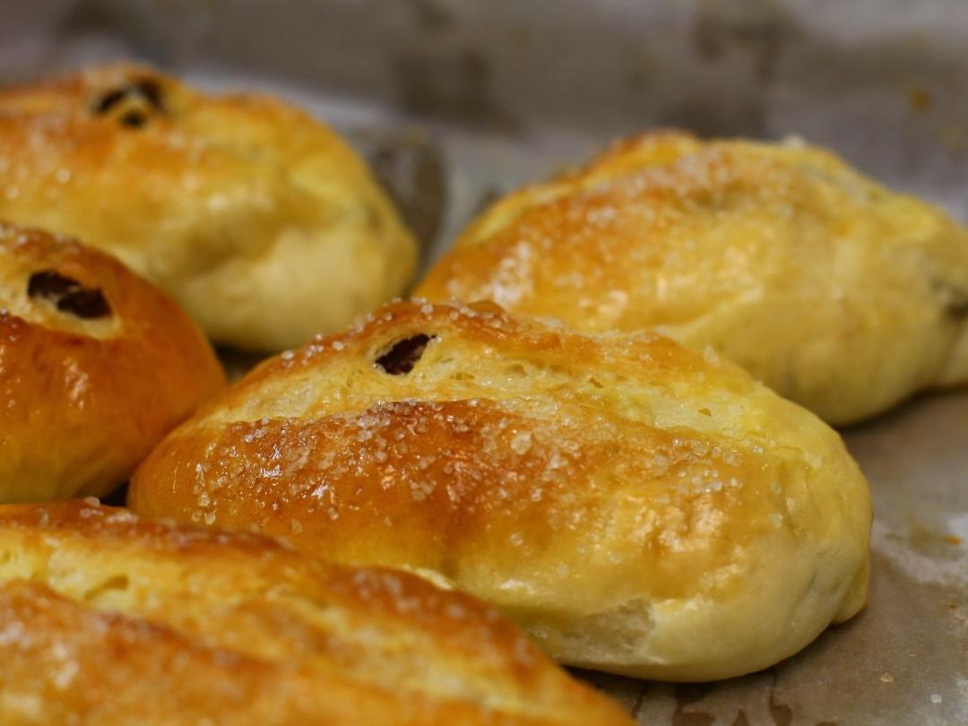 奶香松软的葡萄干面包｜有手就会