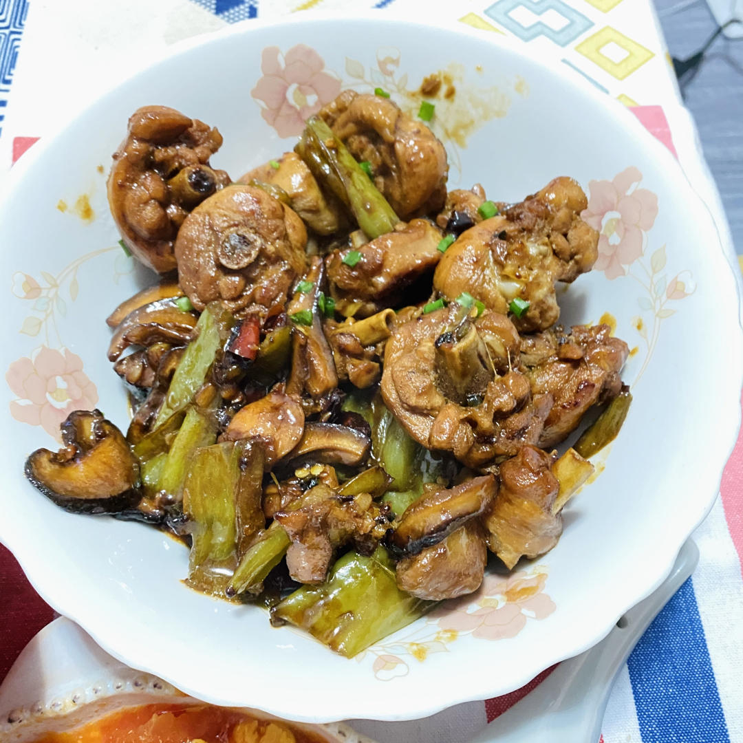 土豆鸡块（黄焖鸡）