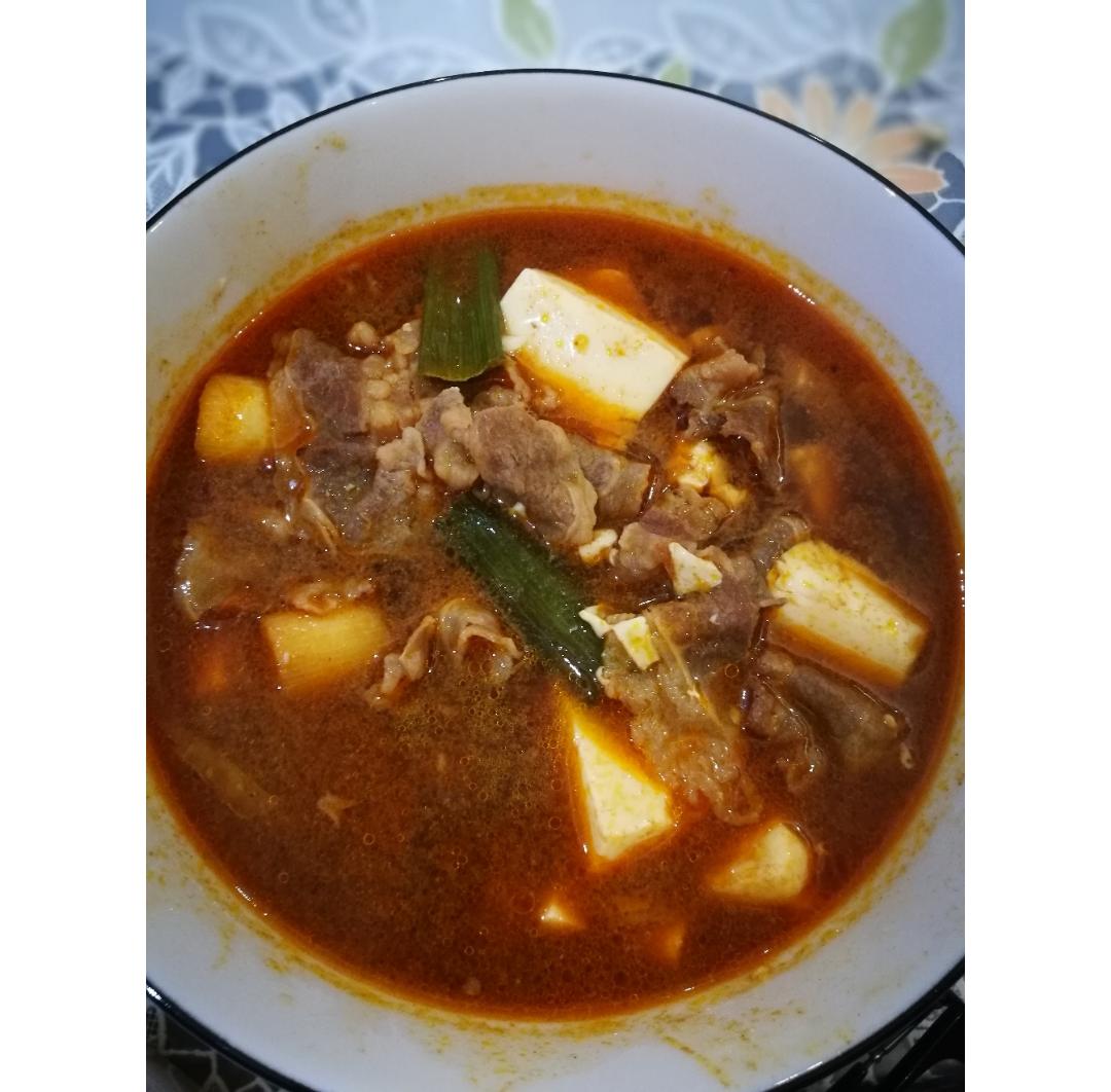 泡菜肥牛锅