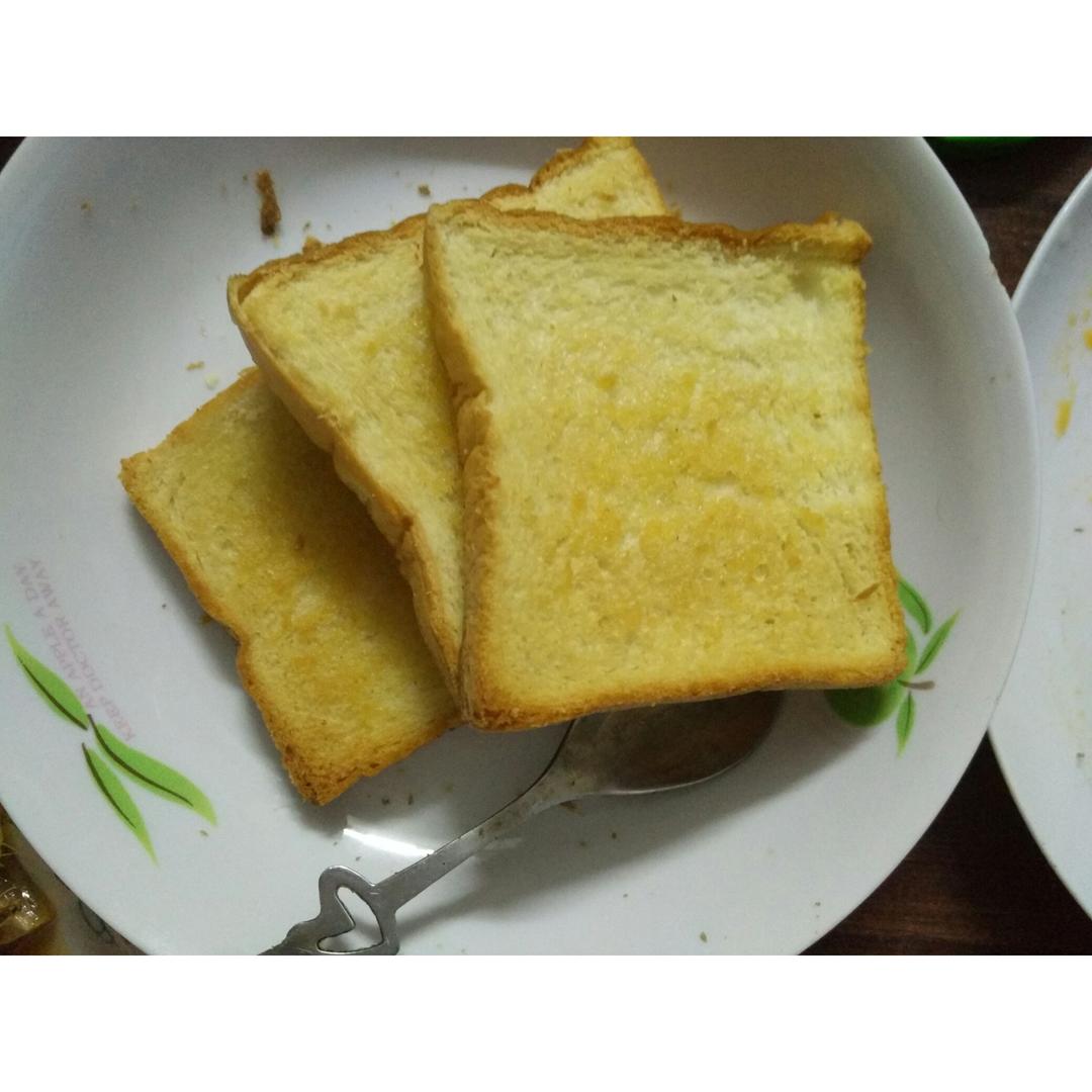 超简单的香甜烤土司片