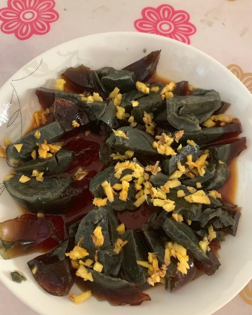 姜汁松花蛋