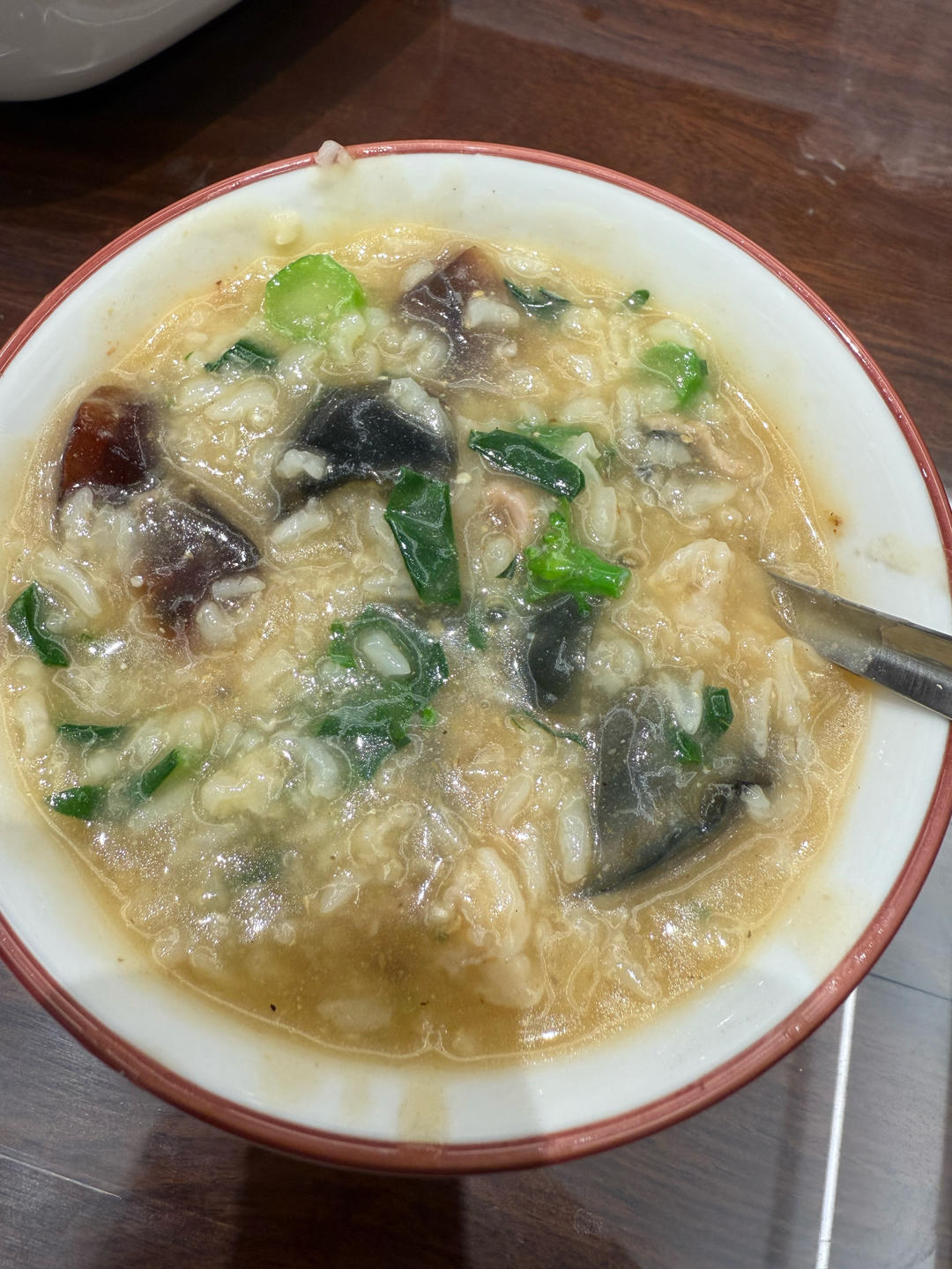 妈妈👩教我做的皮蛋瘦肉粥🥣简单快捷美味😋