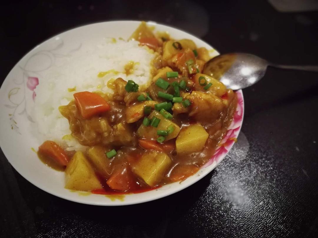 咖喱鸡肉饭