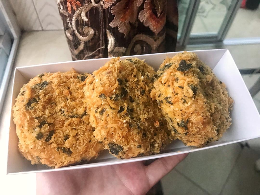 美味海苔肉松小贝