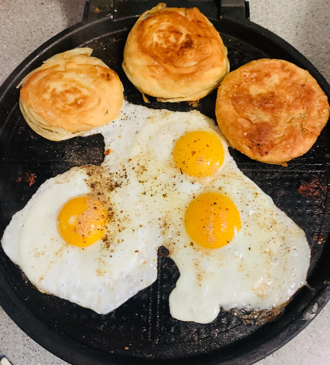 烧饼夹蛋