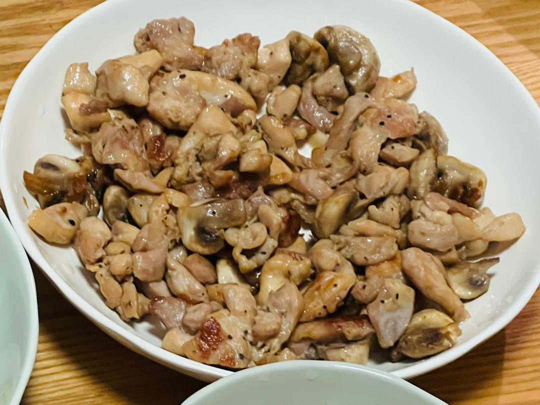 口蘑蒜香鸡腿肉