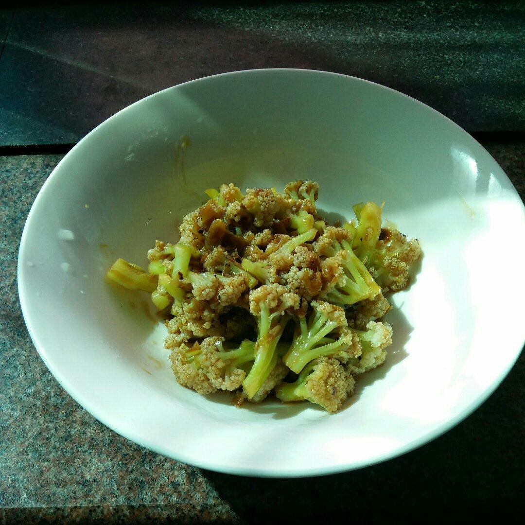 浇汁花菜（花菜成为宴客菜）