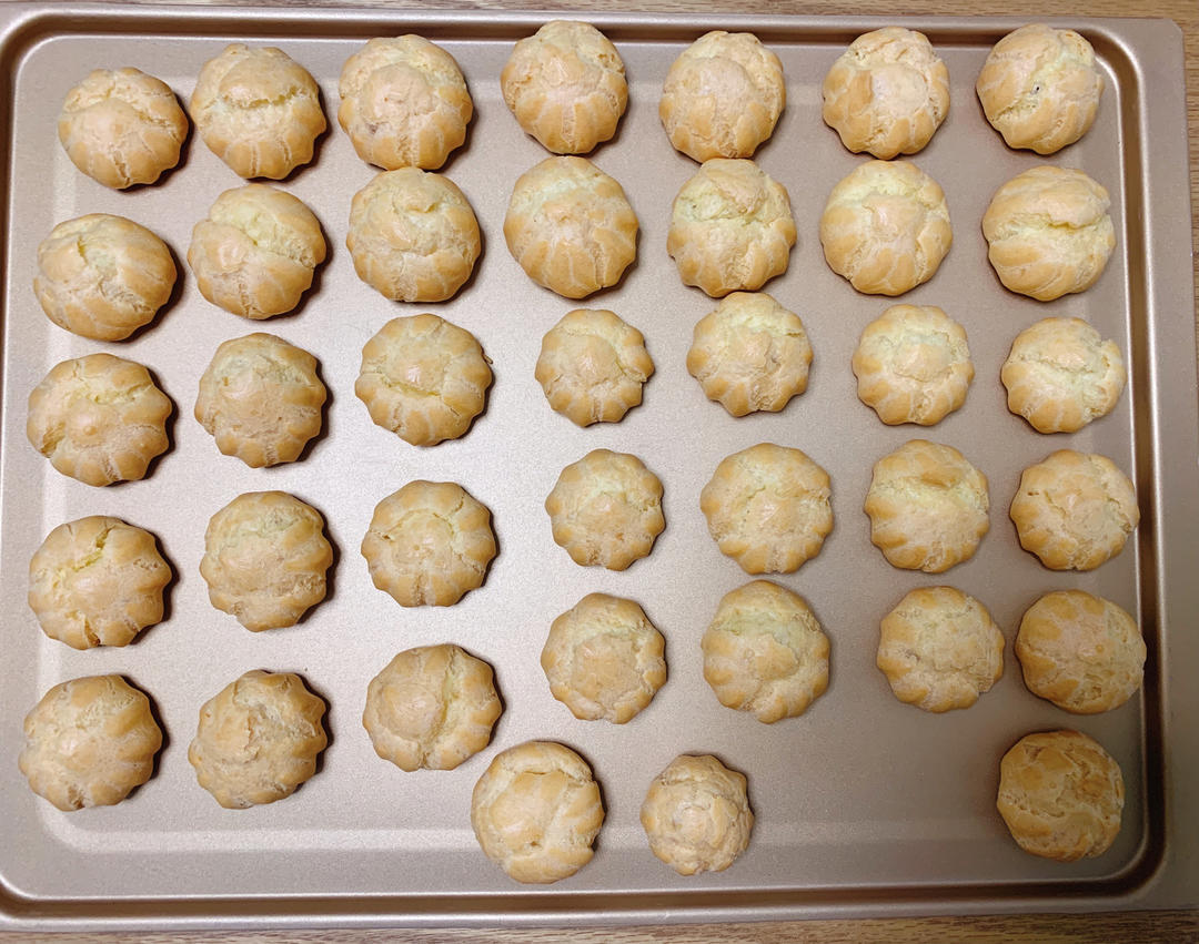 简单易成功的奶油小泡芙做法