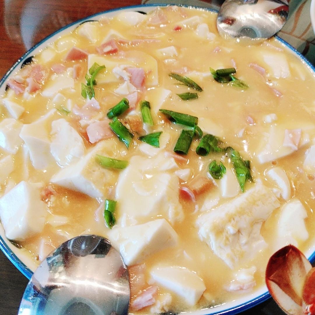 咸蛋黄豆腐煲