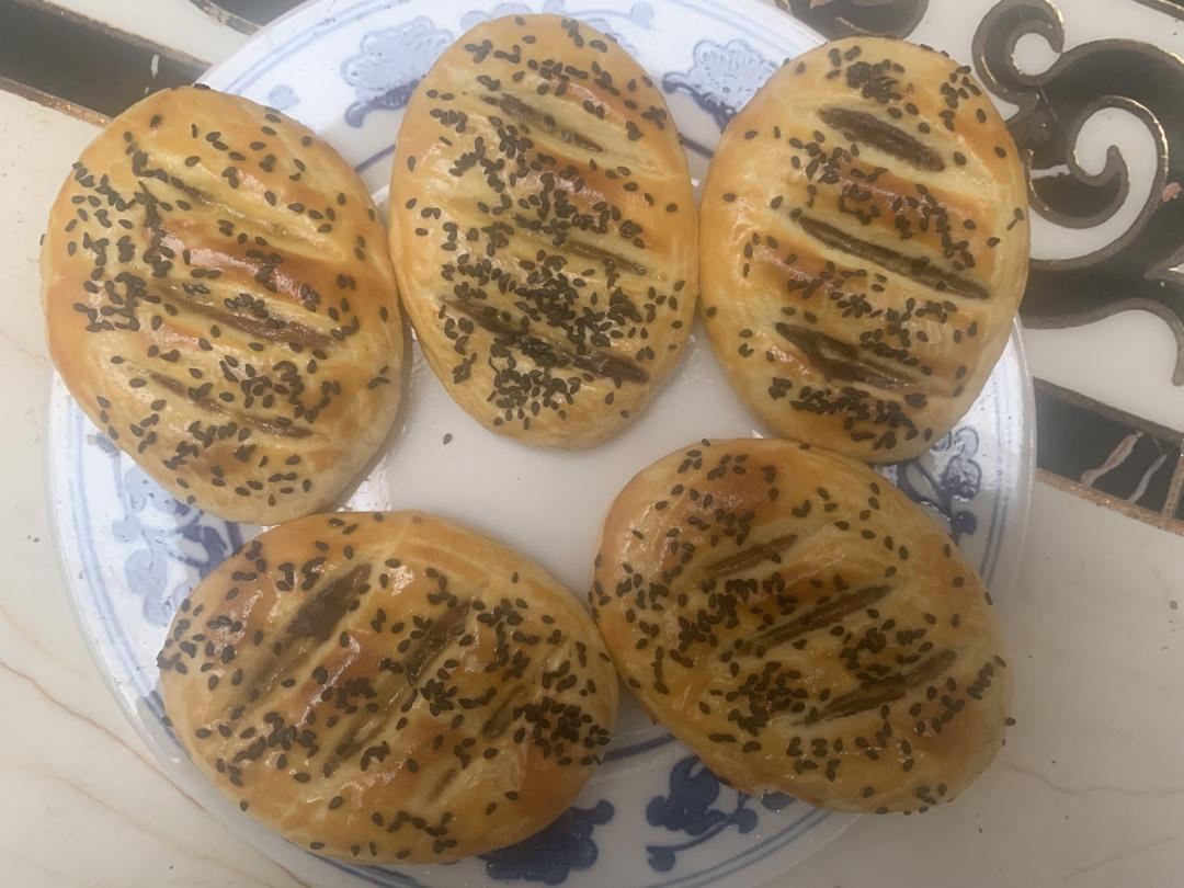 黑芝麻花生酥饼（网红蛋黄酥改良版）