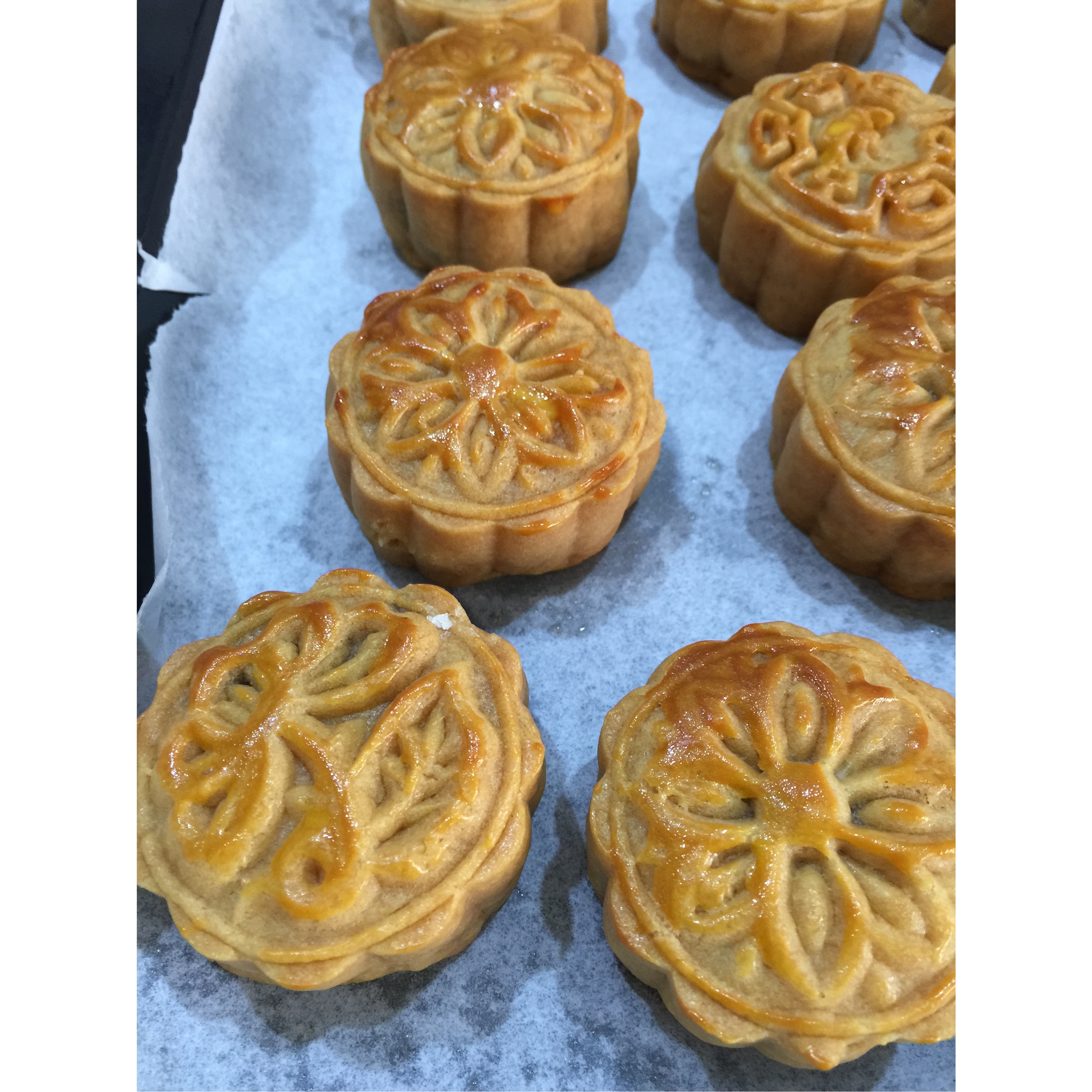 广式月饼——蛋黄莲蓉月饼