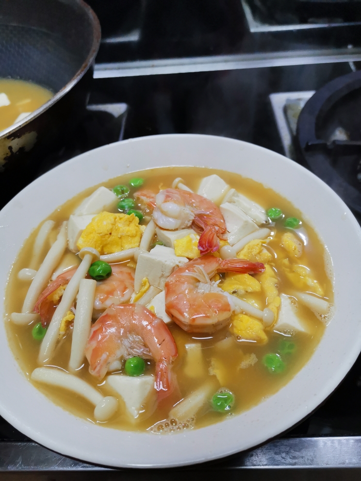 冬天暖乎乎的鲜虾豆腐汤