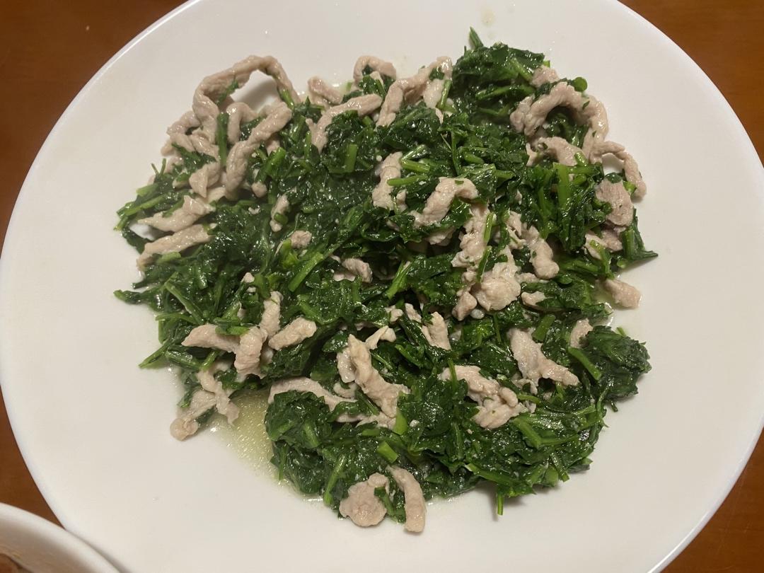 荠菜炒肉丝