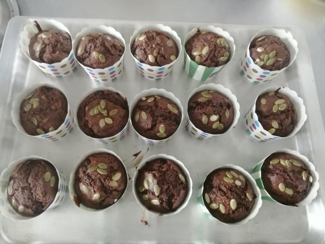 香蕉巧克力酥顶玛芬蛋糕