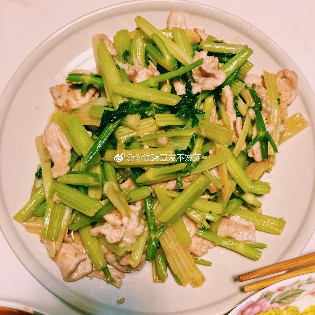 芹菜炒肉