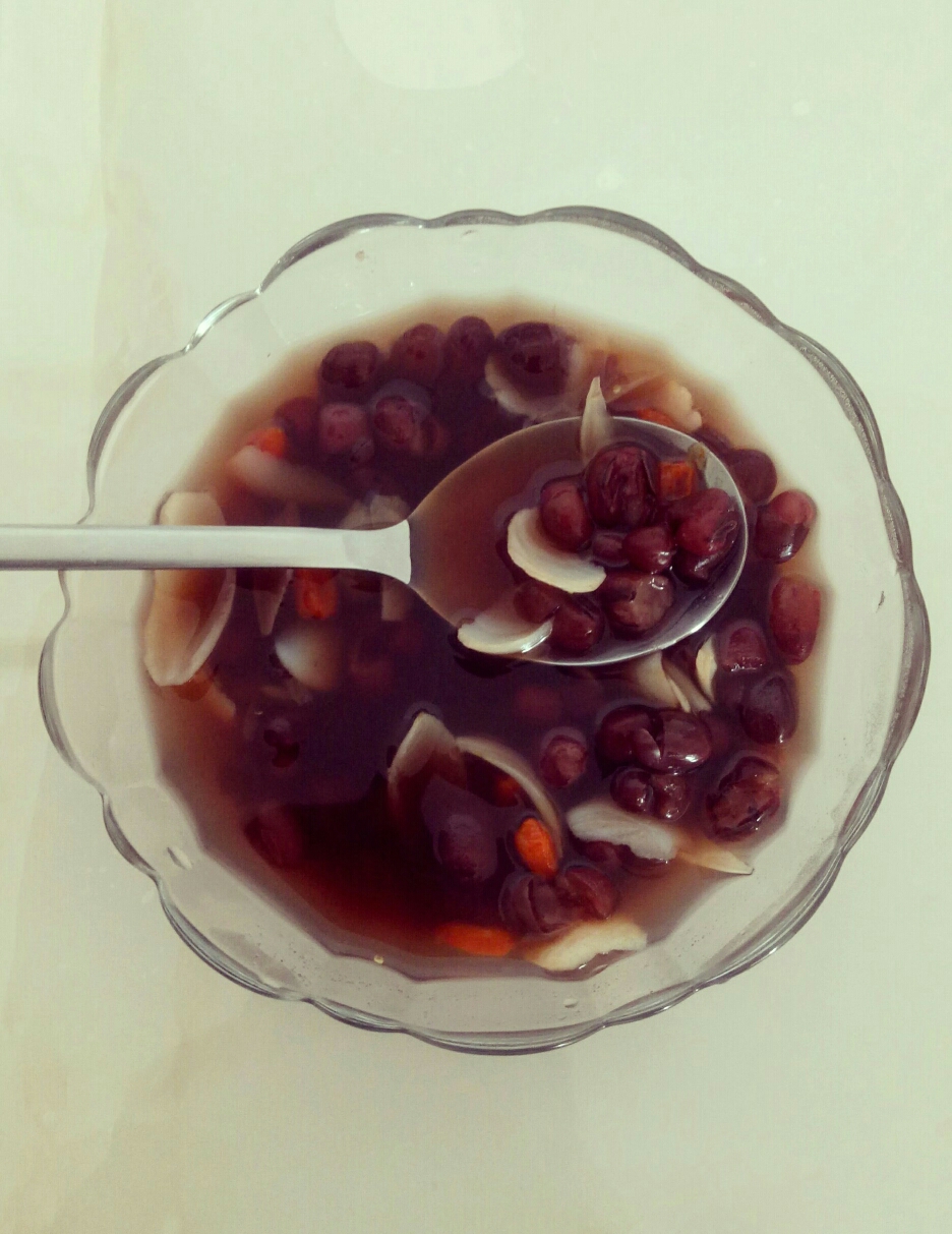 红豆百合甜汤的做法