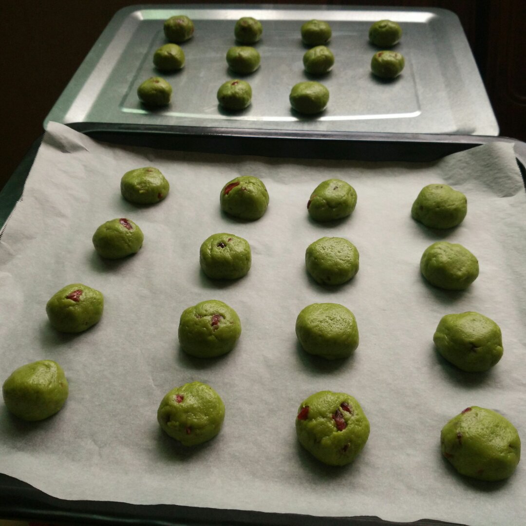 抹茶蔓越莓麻薯包（不回缩）