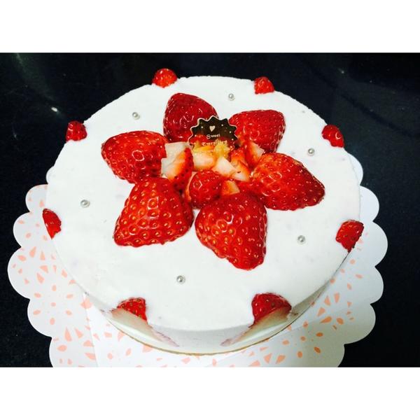 冻草莓芝士蛋糕
