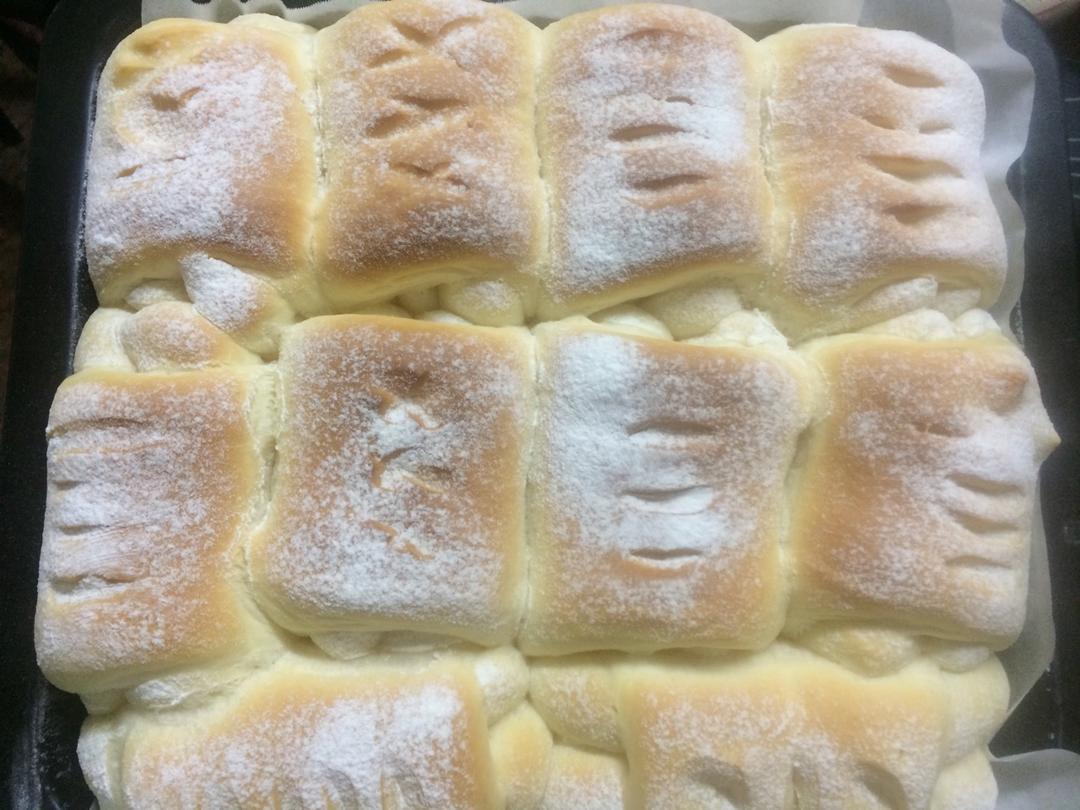 软到不知所措的牛奶卷