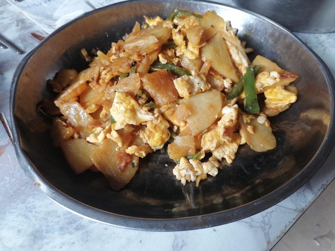 土豆丝炒鸡蛋