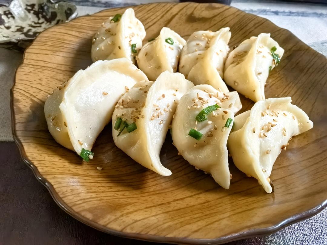 上海味道的鲜肉锅贴