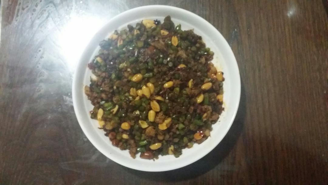 下饭菜～蒜苔肉末