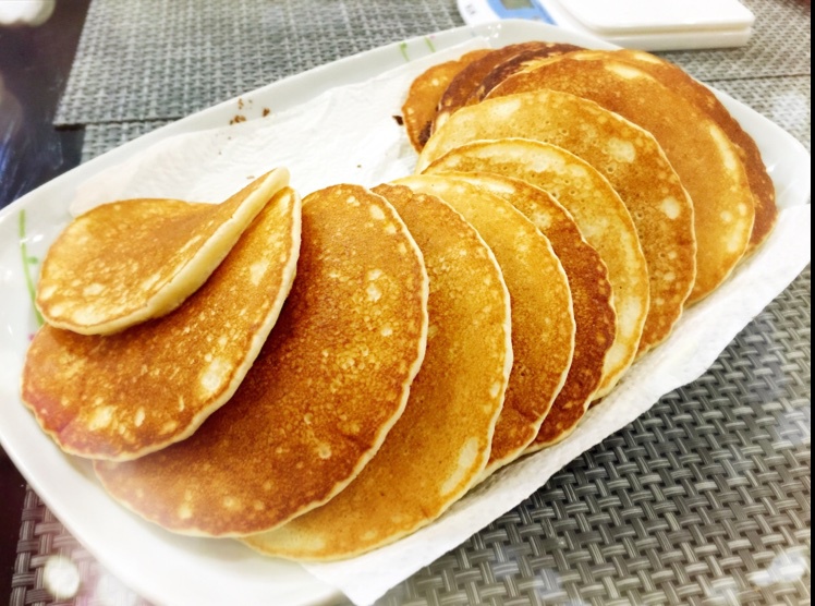 超级简单pancake【无黄油健康版】
