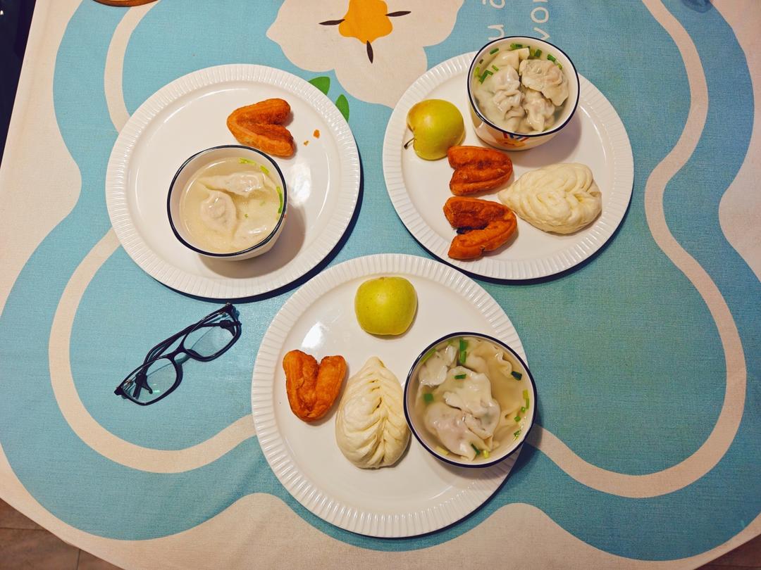 早餐•2025年11月28日