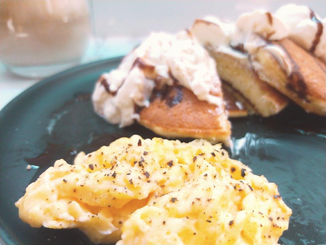 美式炒蛋 scrambled eggs