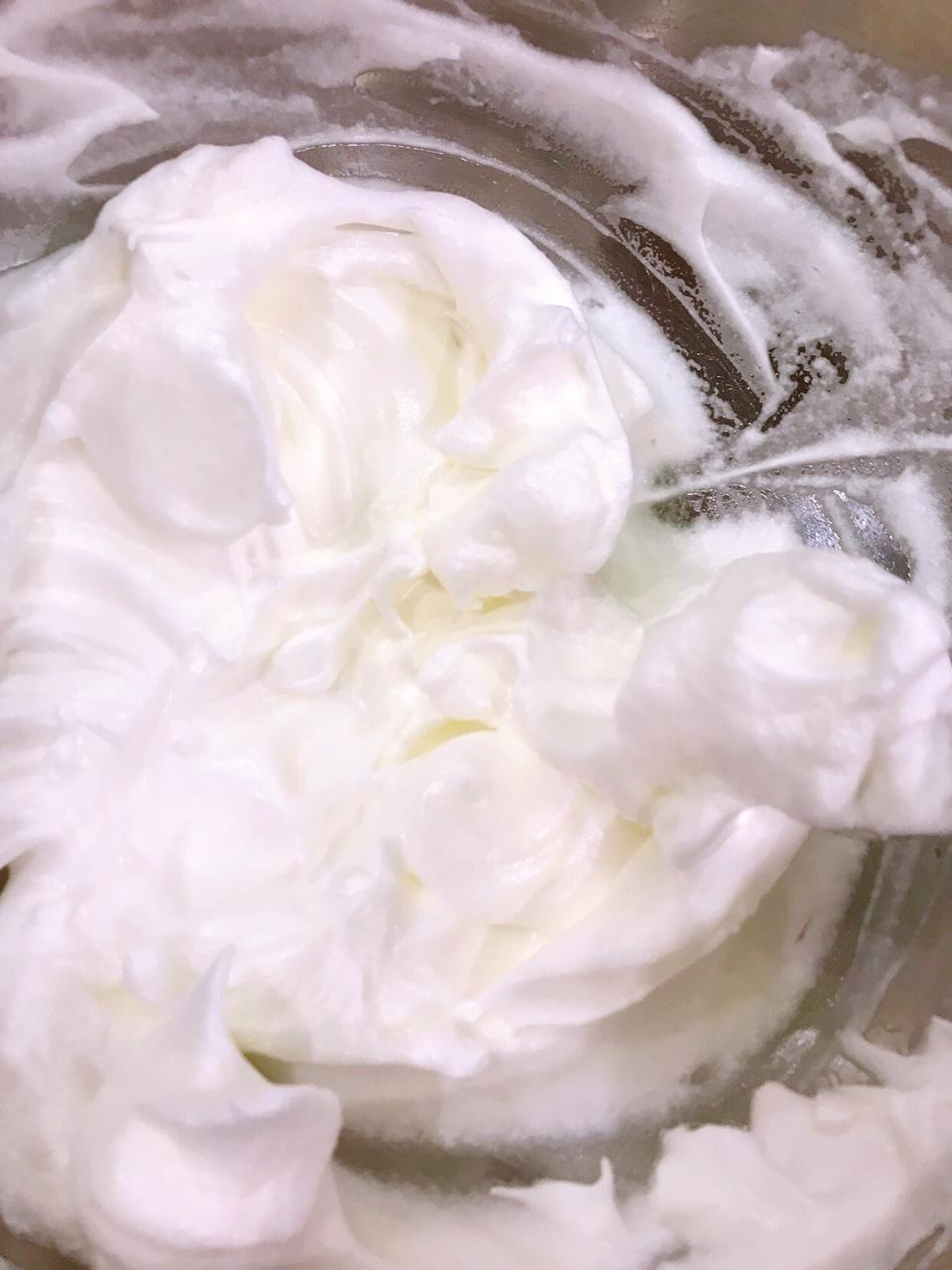 软绵绵的纸杯蛋糕