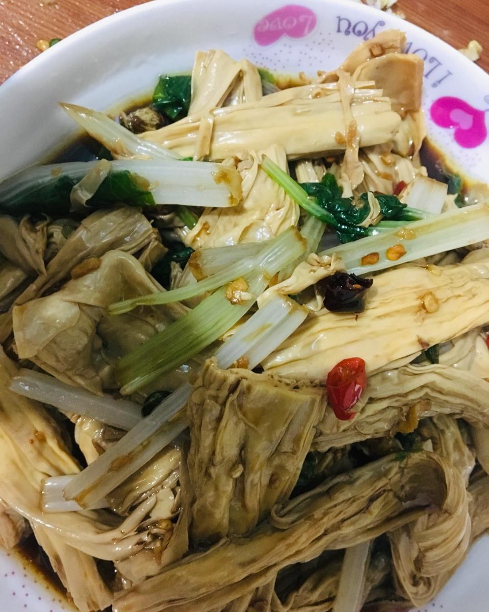 凉拌腐竹