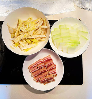 咸肉扁尖冬瓜汤的做法 步骤1