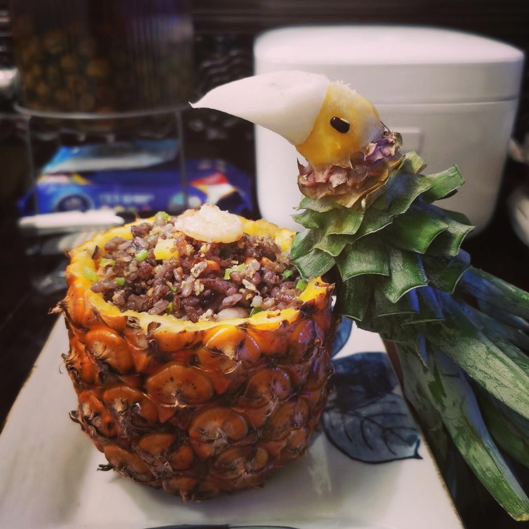 鸟语花香菠萝炒饭