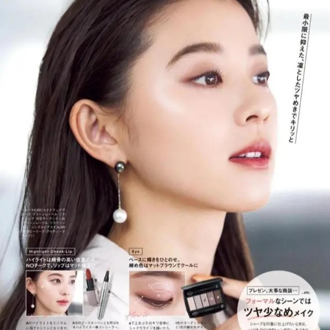 爱美食的加菲猫波波