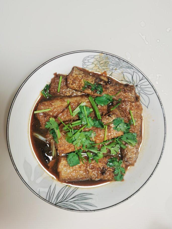 零失误的红烧带鱼，经典家常菜，吃了就忘不掉的味道