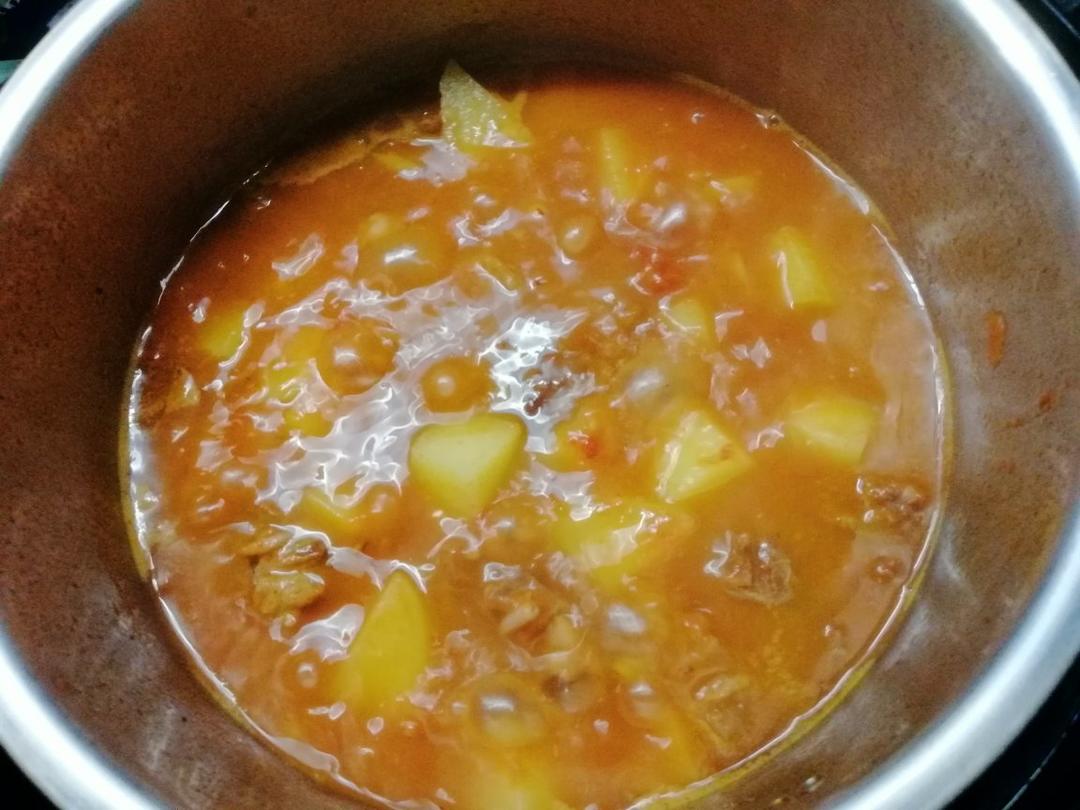 快手西红柿土豆炖牛肉