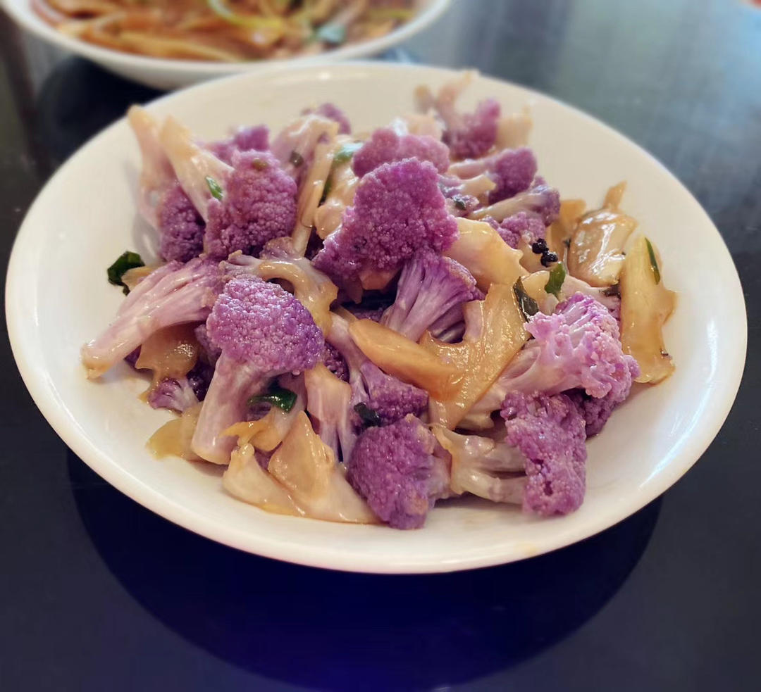 清炒紫花椰菜