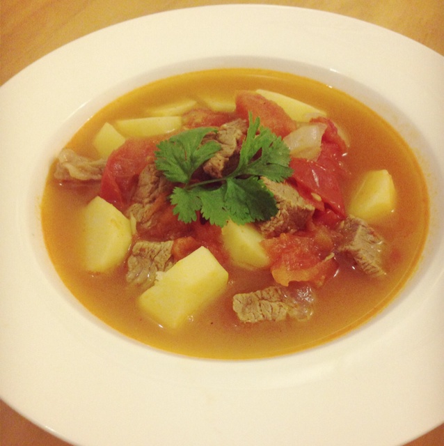 西红柿牛腩土豆