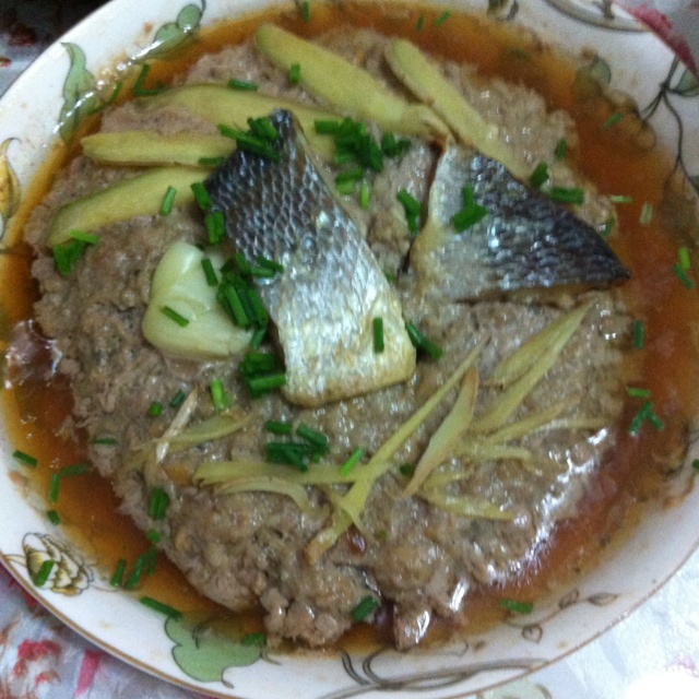 咸鱼蒸肉饼