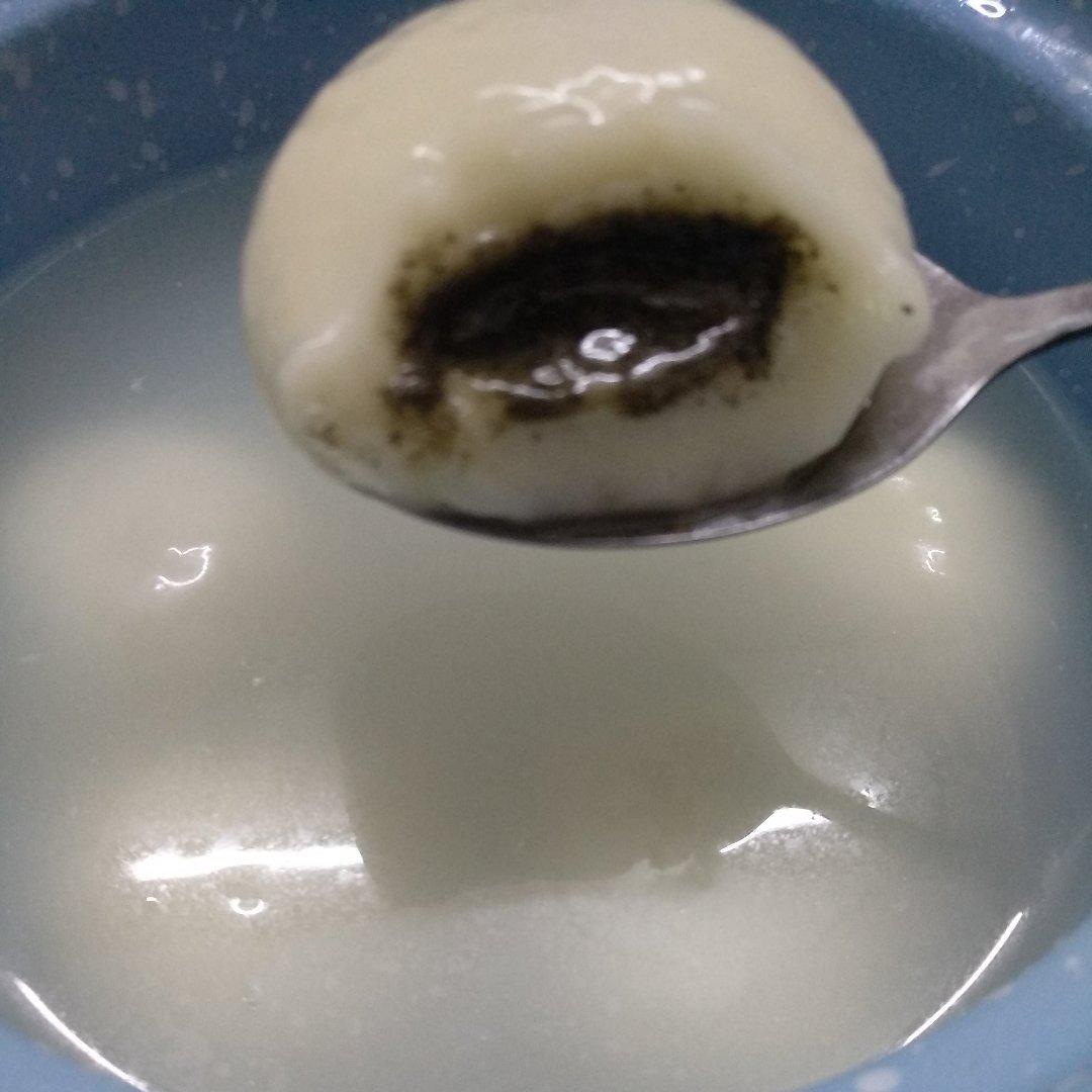 黑芝麻汤圆