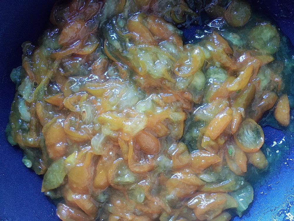 金桔酱润肺止咳化痰疗效好。金桔酱。