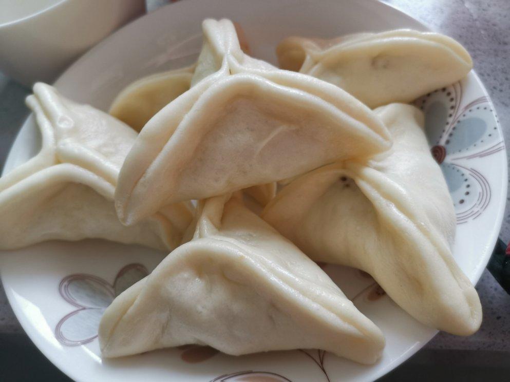 梁先生的田不二做的家常糖三角糖包子红糖芝麻馅儿时的味道附细节视频