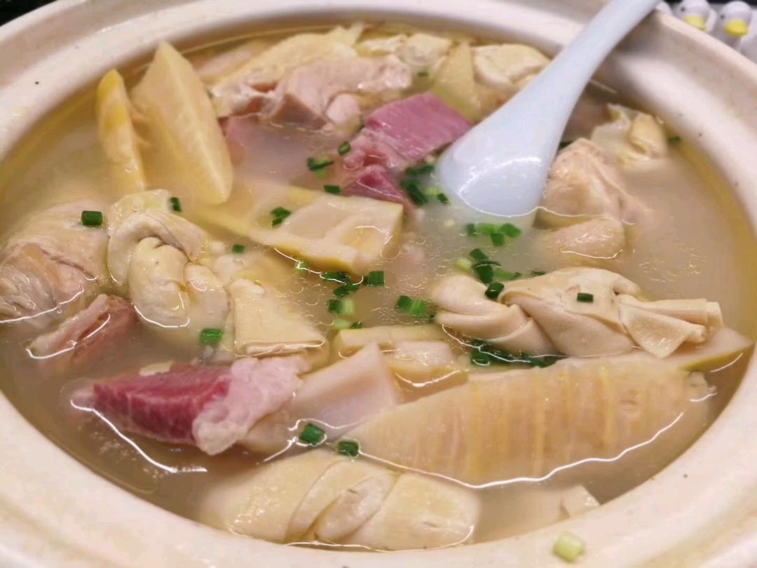 【江南春天经典美食～腌笃鲜的做法视频_做法步骤】_下厨房