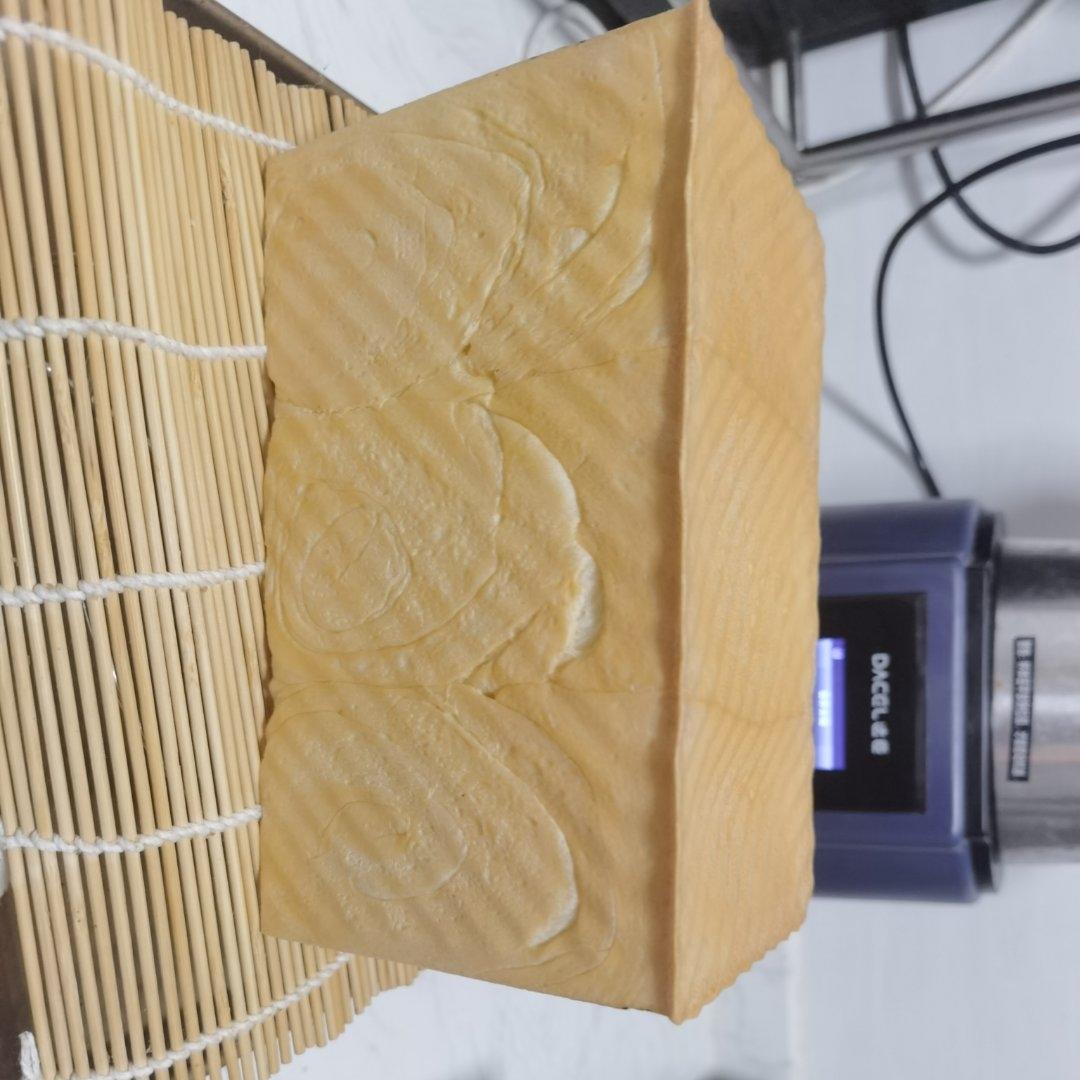 吐司，奶香手撕面包，超级香浓