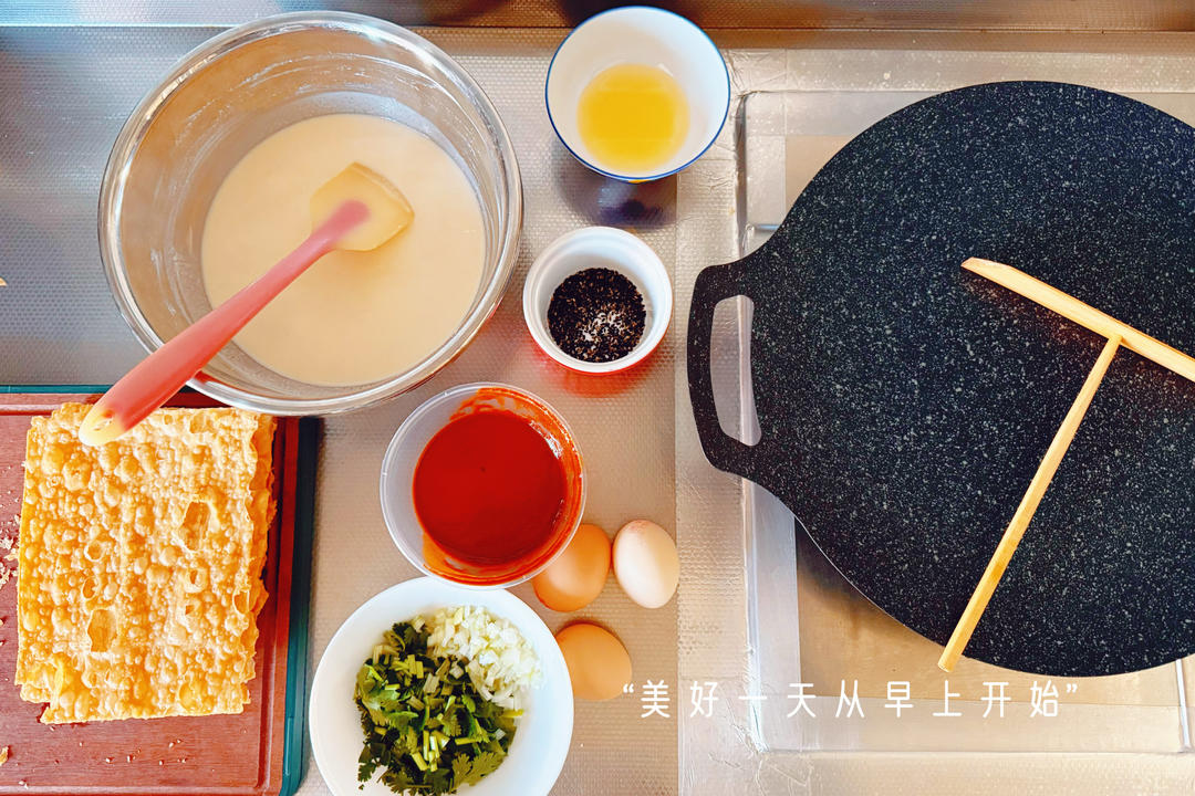 秒杀早餐摊不破皮大煎饼，步骤超详细
