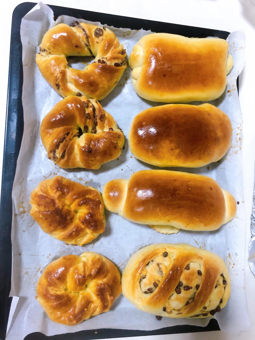 适合新手的通用面包面团（免揉面机、无需揉出膜）