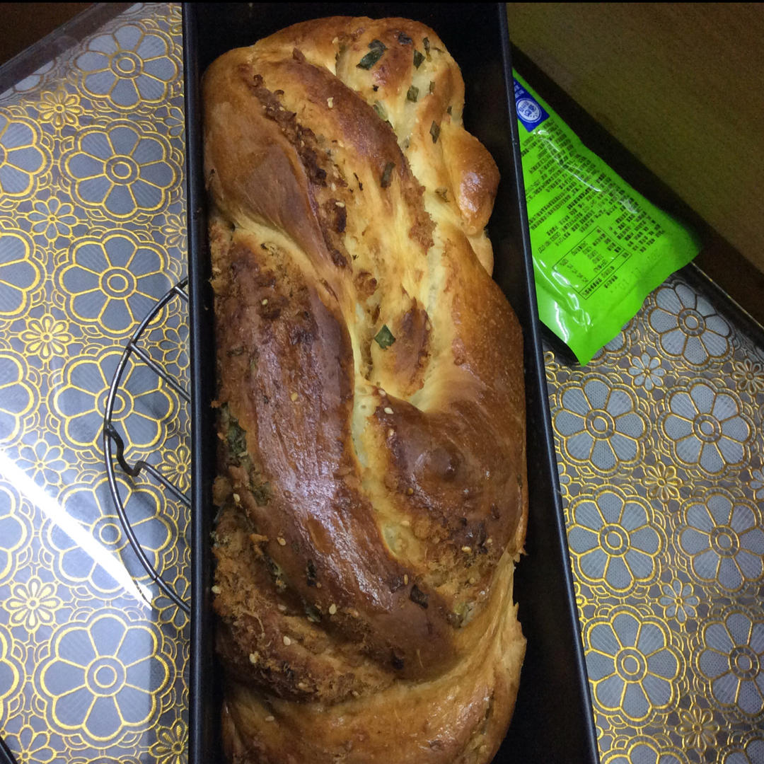 香葱肉松手撕吐司