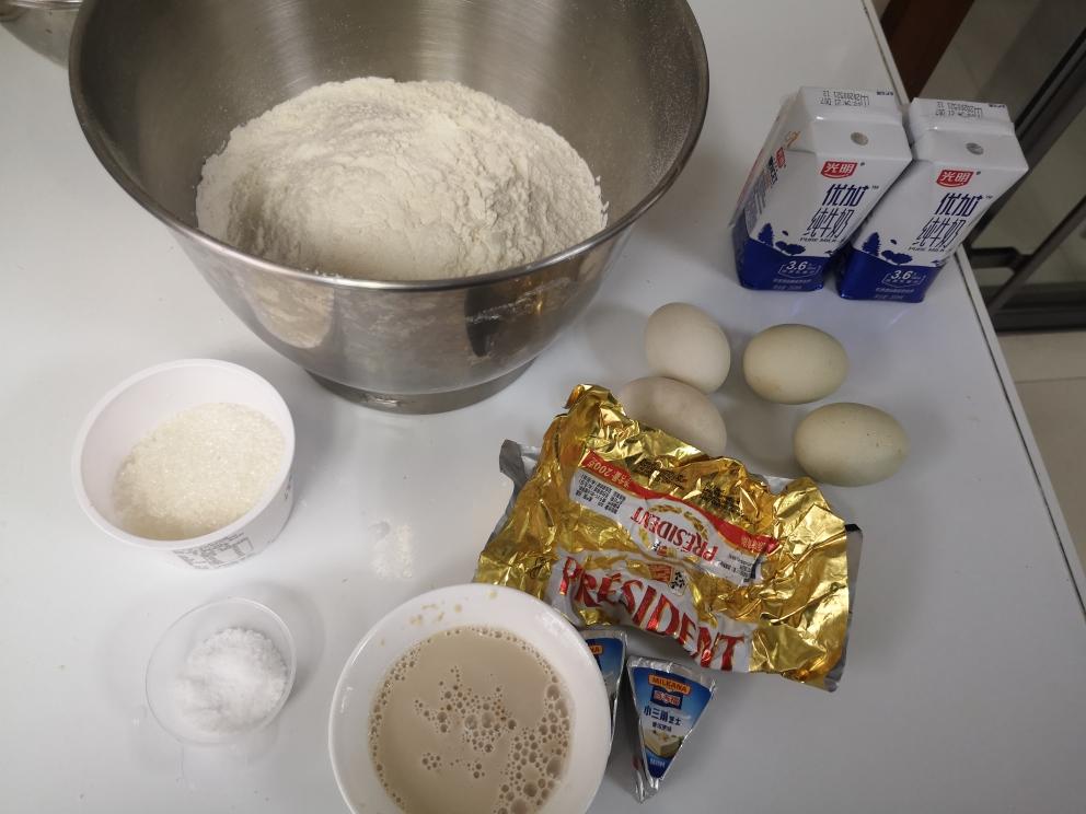 纯奶手撕吐司的做法 步骤1